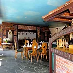 Burg 3*