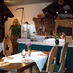 Ξενοδοχείο Burg 3*