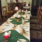 Ξενοδοχείο Burg 3*